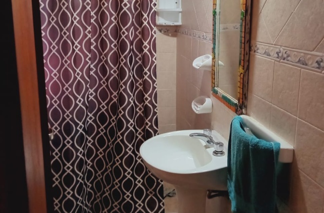 Baño de la cabaña para 5 personas